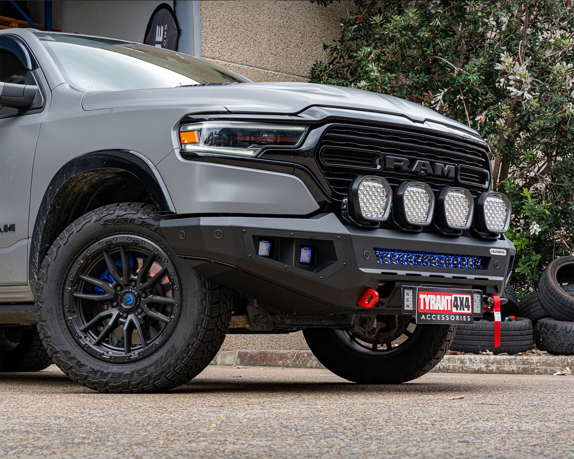 SUPREME | X-SERIES BULL BAR – DODGE RAM DT