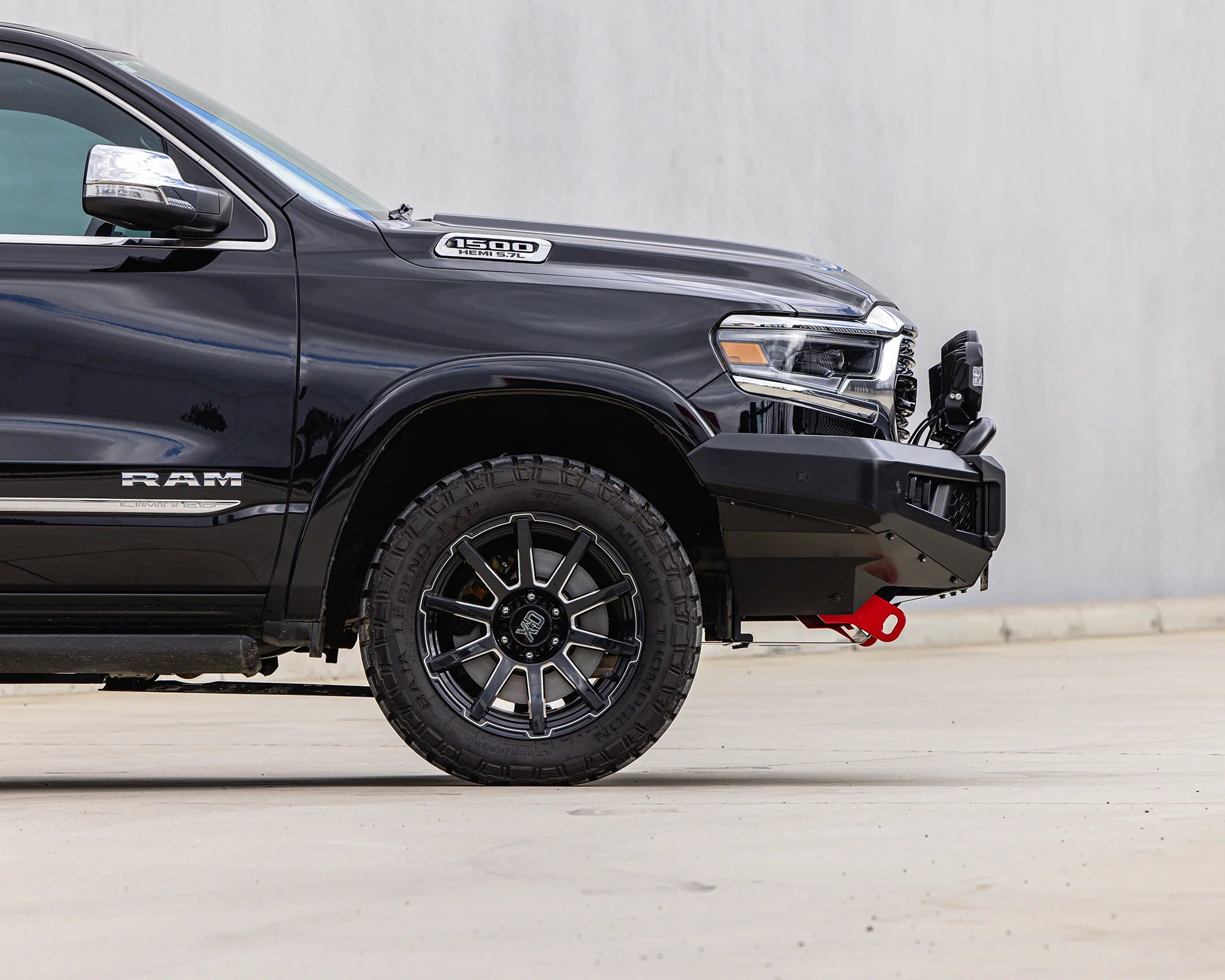 IRONMAN 4X4 APEX SINGLE LOOP BULLBAR DODGE RAM DT 1500