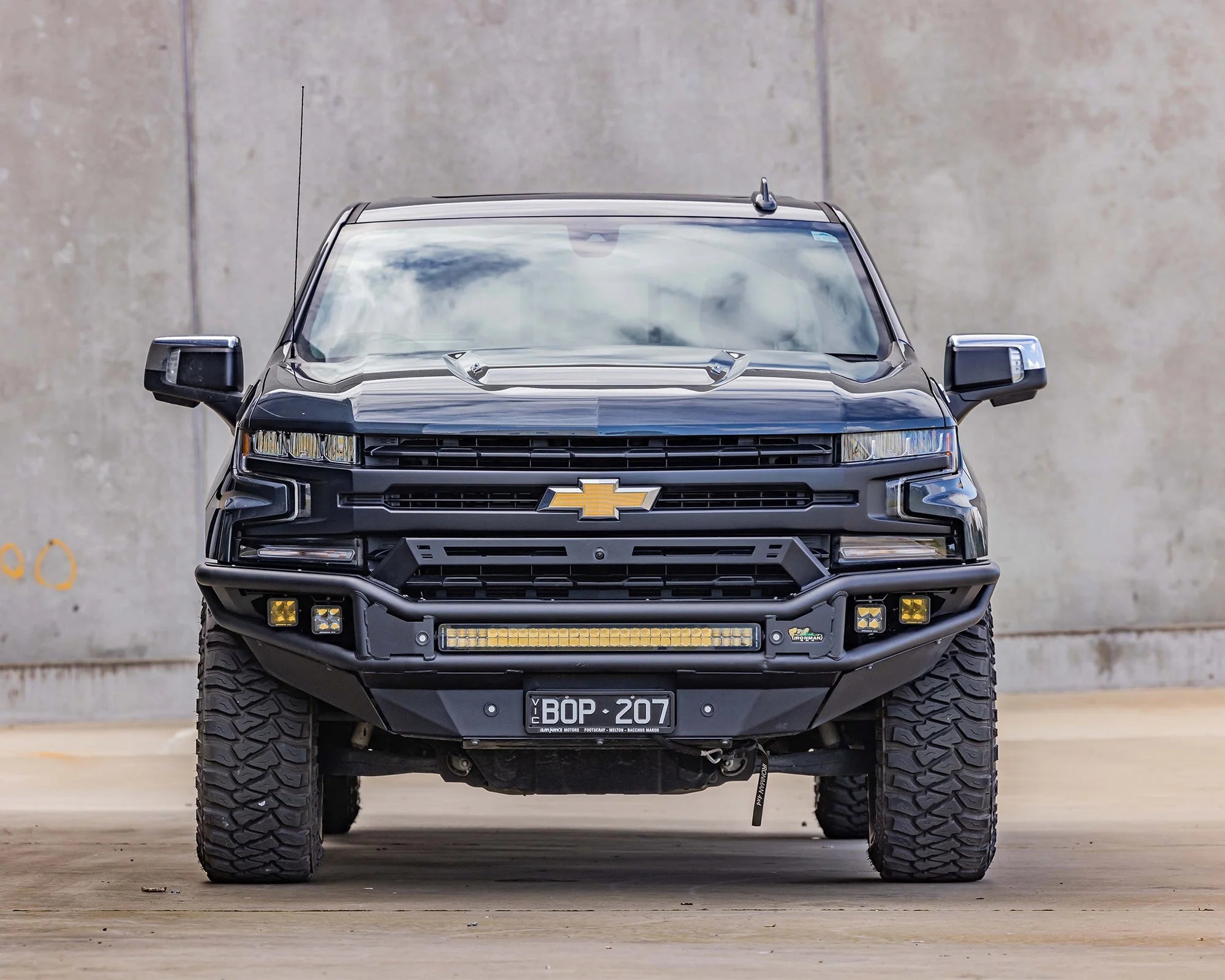 IRONMAN RAID-X BULL BAR - CHEVY SILVERADO 1500