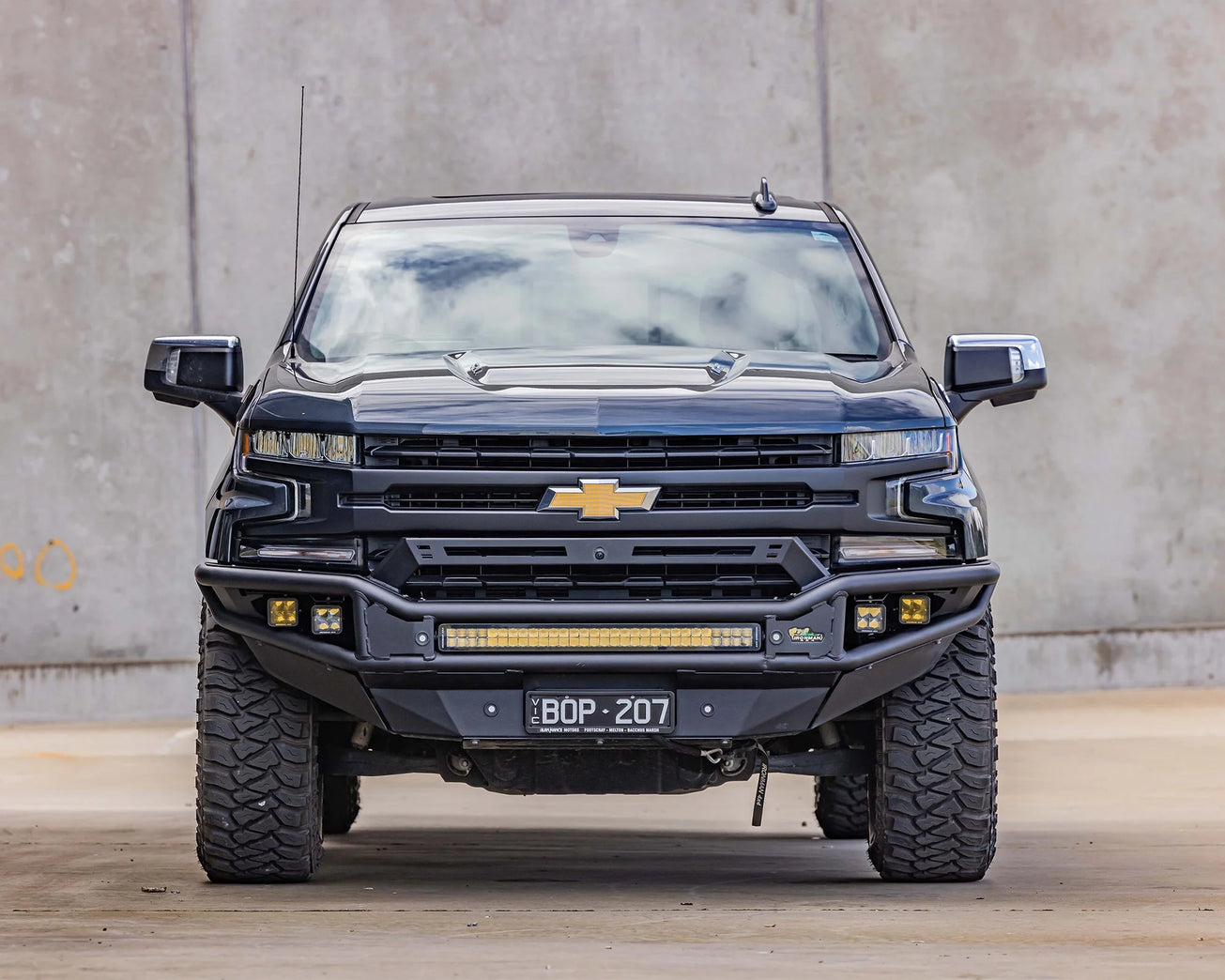 IRONMAN RAID-X BULL BAR - CHEVY SILVERADO 1500