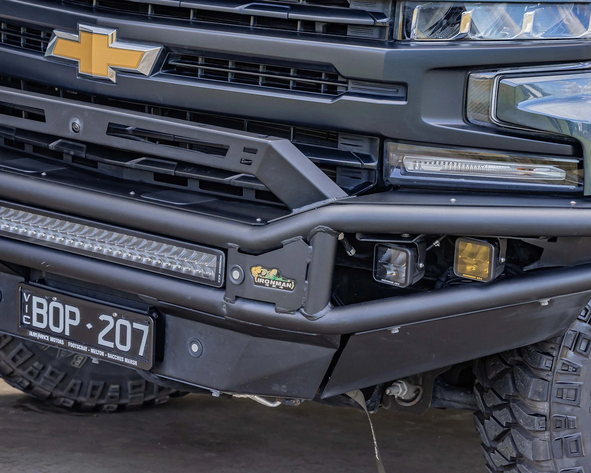 IRONMAN RAID-X BULL BAR - CHEVY SILVERADO 1500