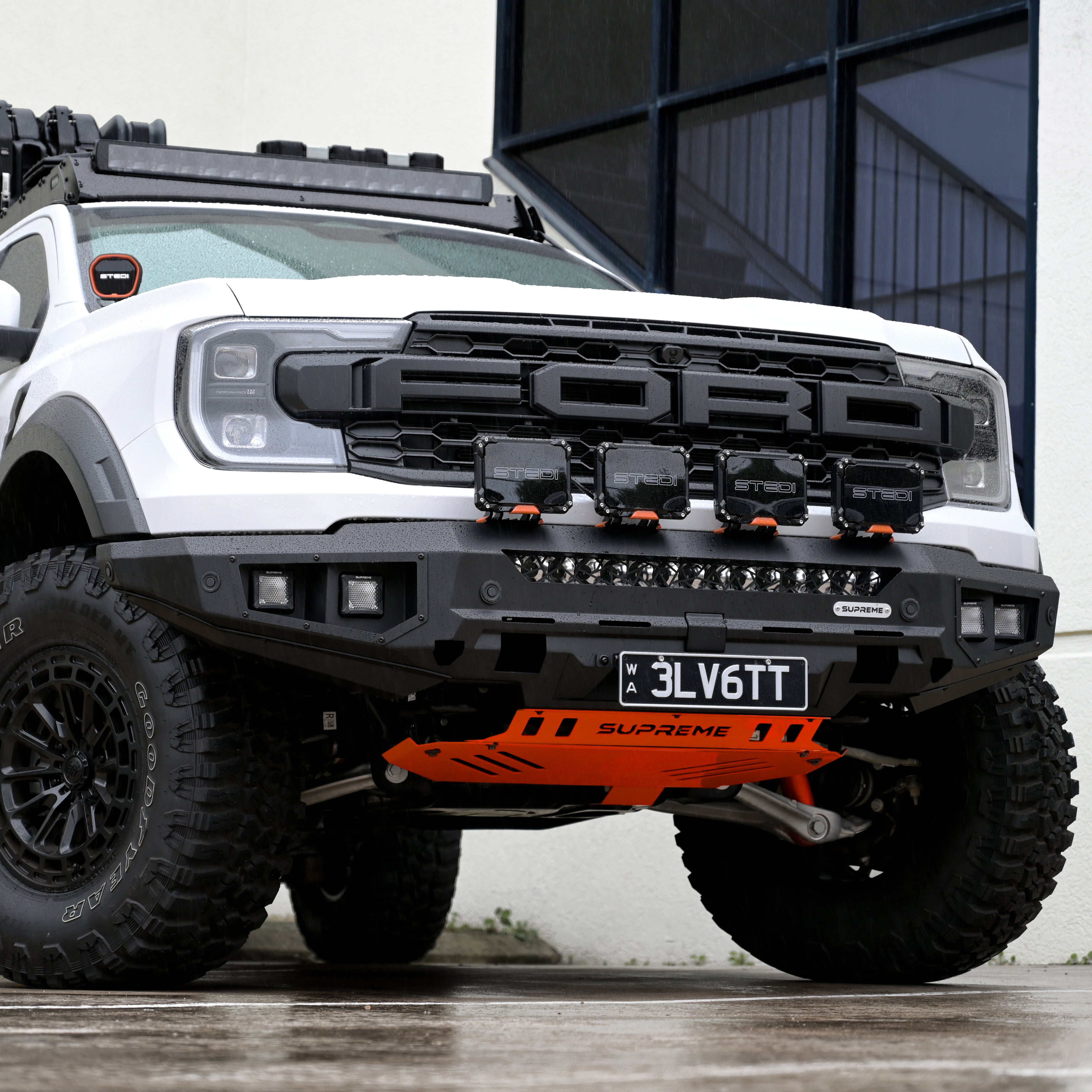 SUPREME | X-SERIES BULL BAR – NEXT GEN RAPTOR