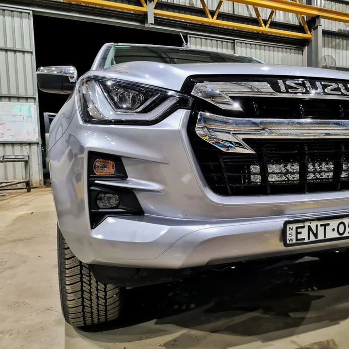 Trailbait - Isuzu D-Max Behind-Grille Light Bar