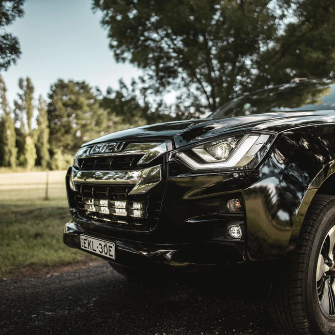 Trailbait - Isuzu D-Max Behind-Grille Light Bar