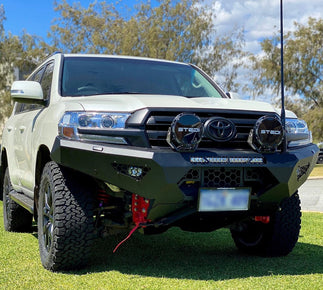 Predator Bull bar, Suitable for Toyota Land Cruiser 200 Series, 2015-2021